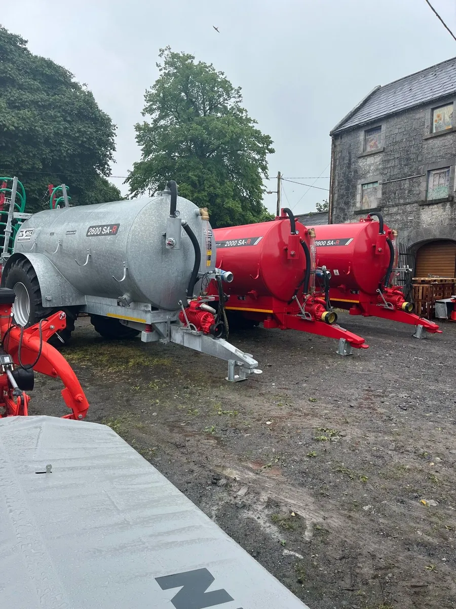 Slurry tank - Image 1