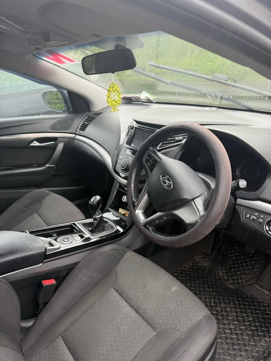 Hyundai i40 - Image 2