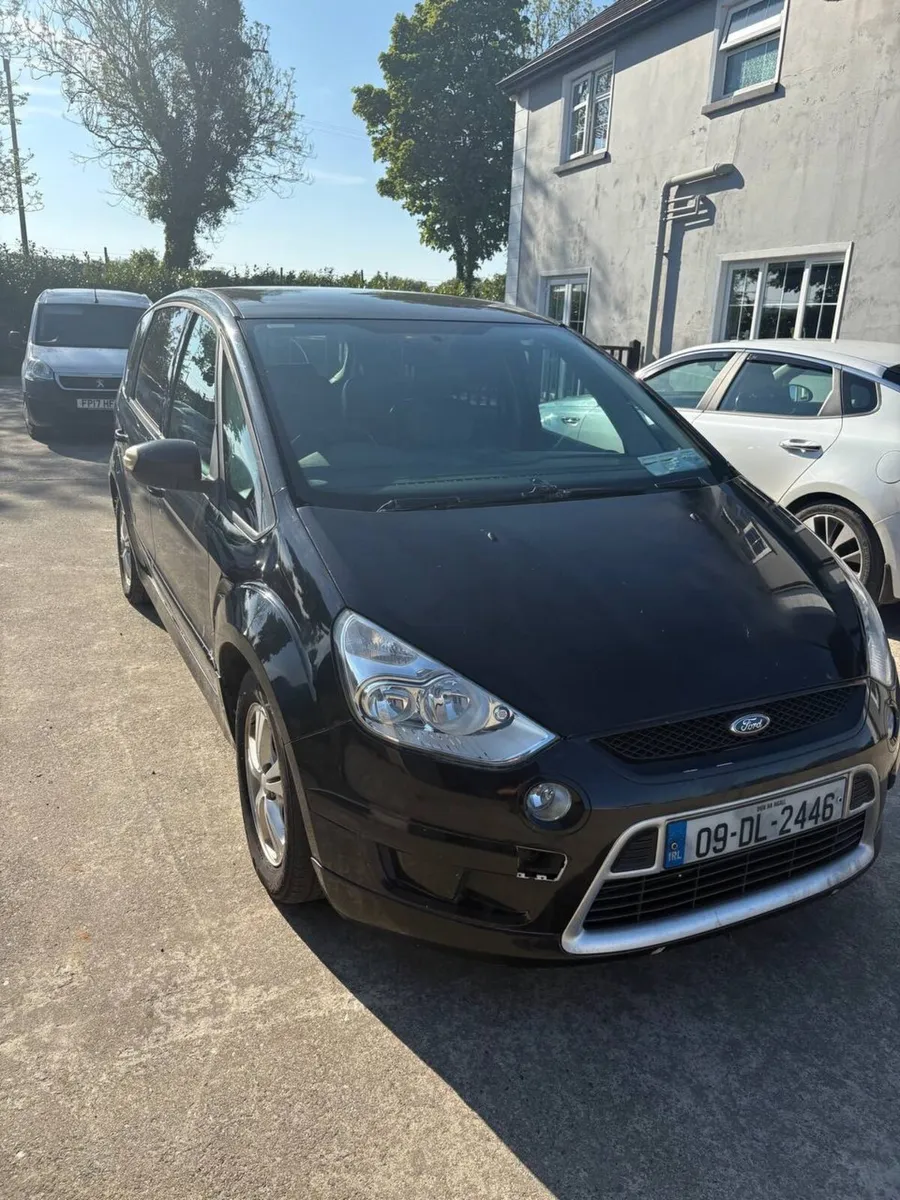 Ford S-Max 2009 - Image 1