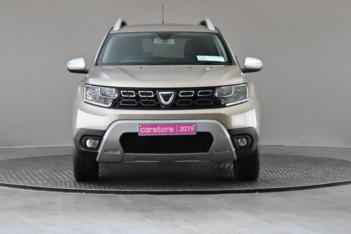 Dacia Duster 1.5 DCI Blue 115BHP Comfort  sat Nav - Image 2