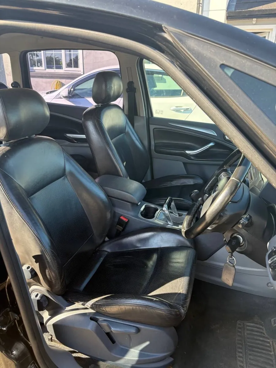 Ford S-Max 2009 - Image 3