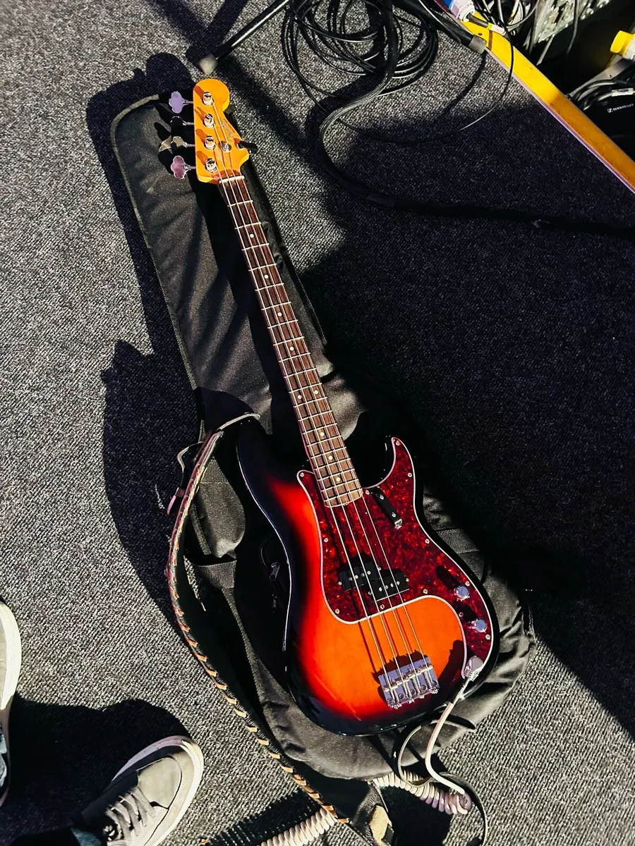 Fender Precision Vintera