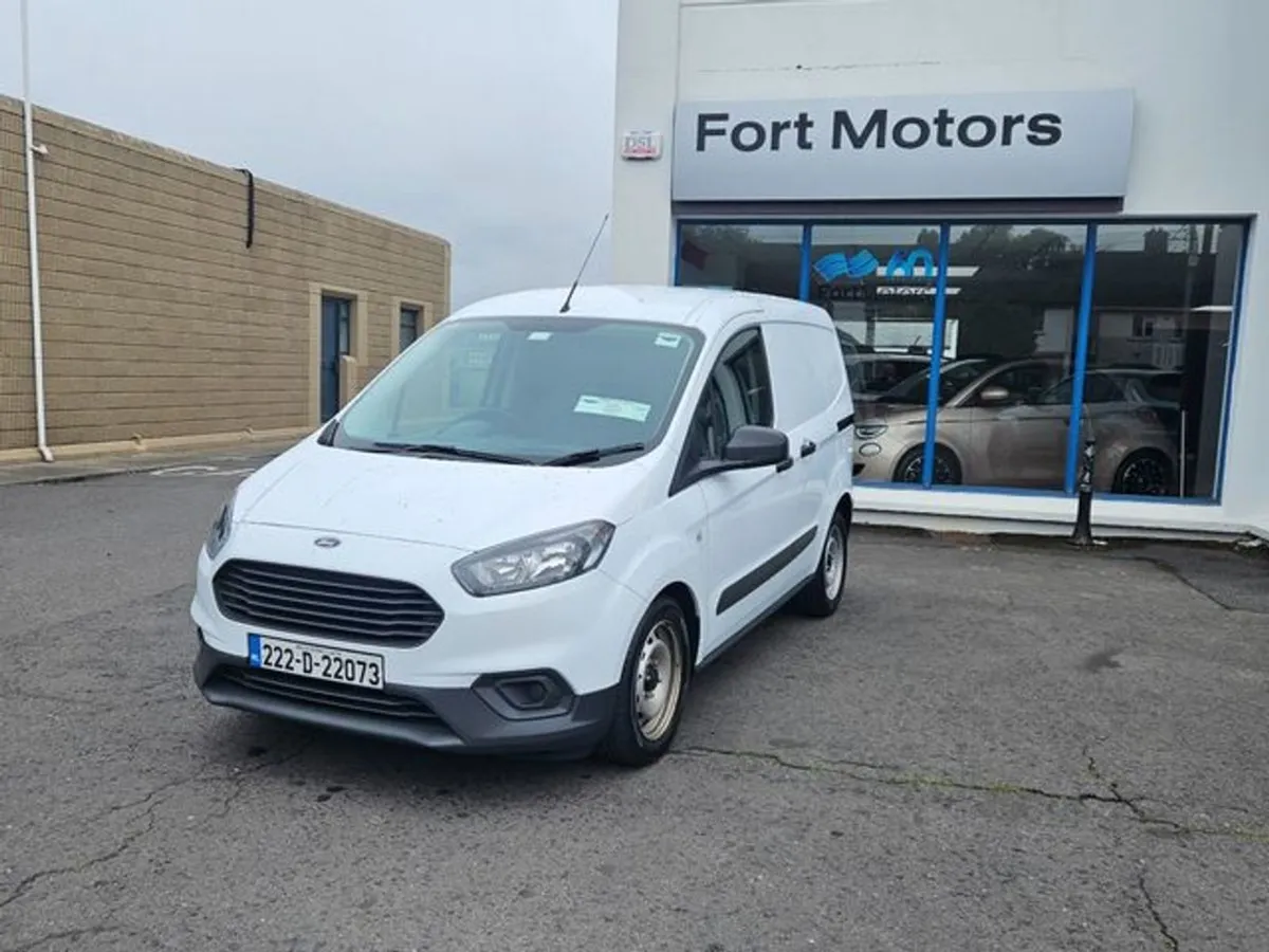 Ford TRANSIT COURIER Base 1.5td 75ps M6 2DR - Image 1