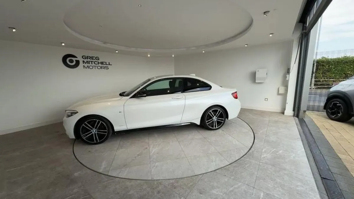 BMW 2 Series 218d M Sport 2dr Step Auto  nav - Image 4