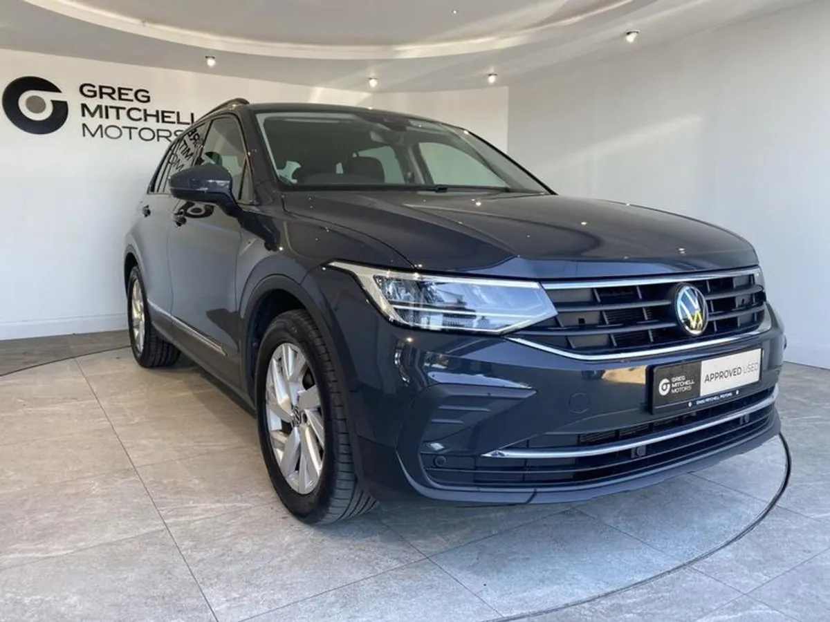 Volkswagen Tiguan 2.0 TDI Life 5dr DSG - Image 3