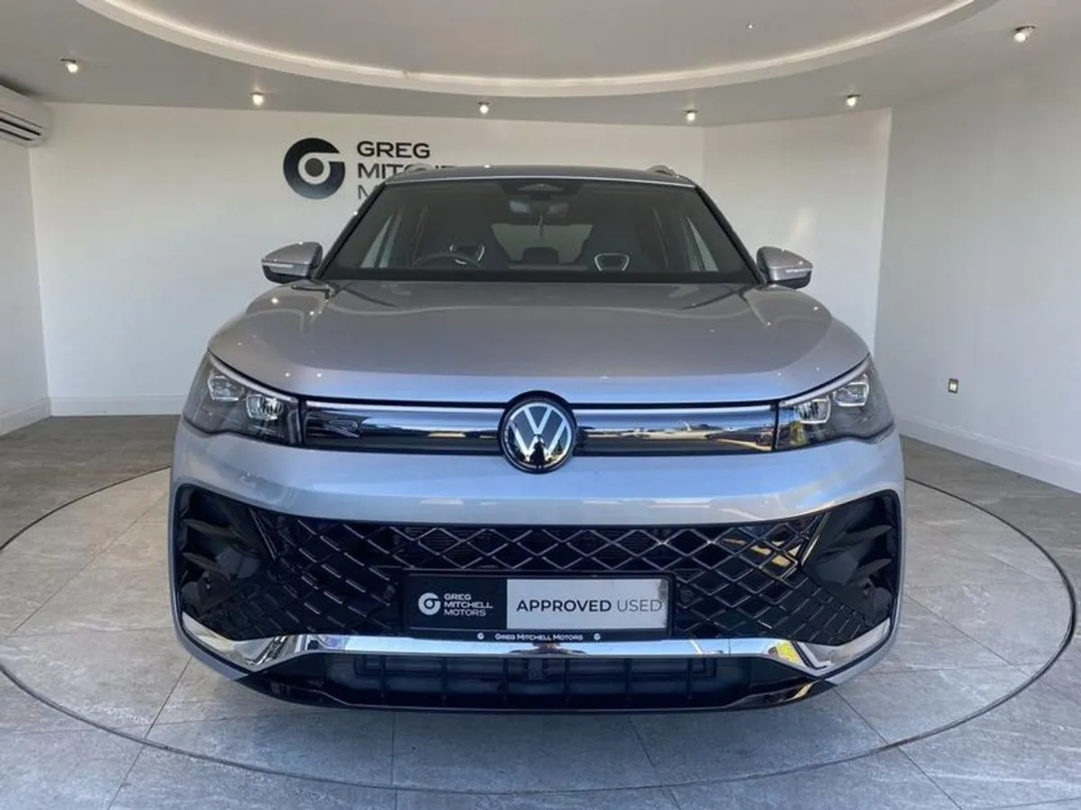 Volkswagen Tiguan 2.0 TDI R-line 5dr DSG - Image 2