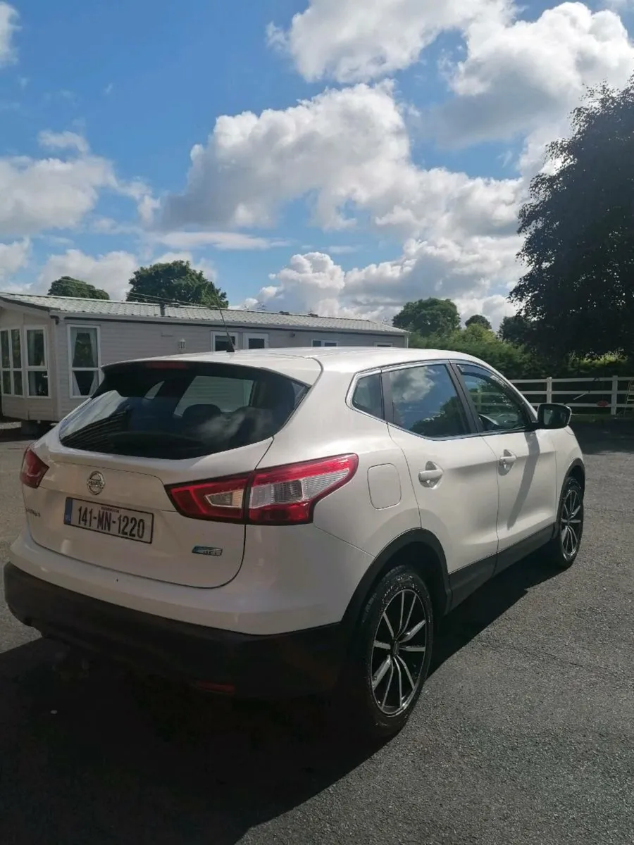 141 Nissan Qashqai - Image 2