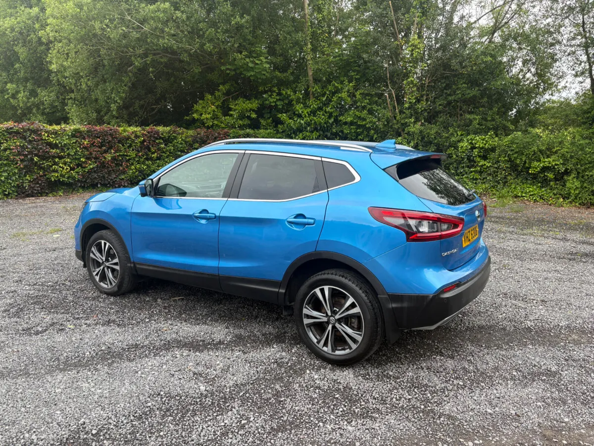 Nissan Qashqai 2017 - Image 2