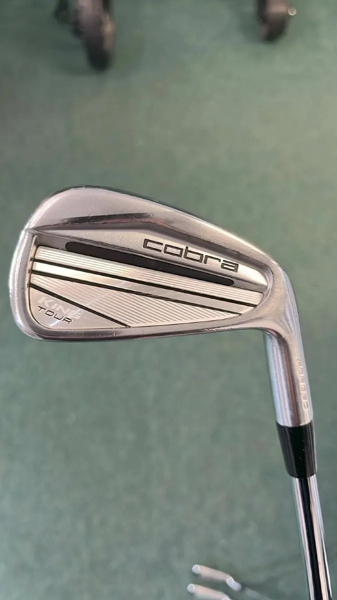 Cobra King Tour Forged NS Pro XSTIFF 120g Now €649 - Image 4