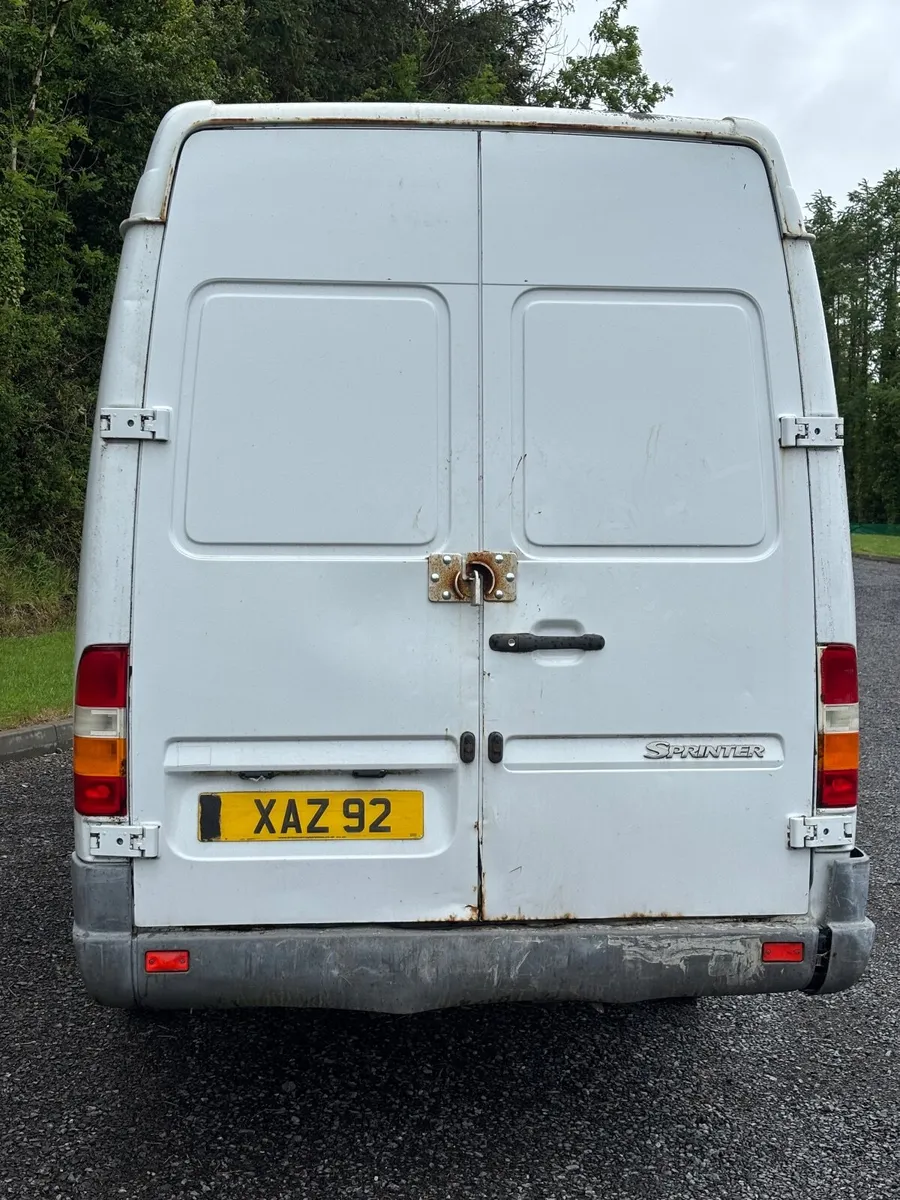 Mercedes-Benz Sprinter 2004 - Image 3