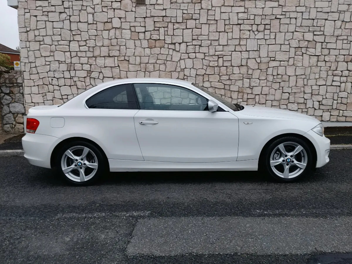 BMW 1-Series 118 D E82 Exclusive ED 2DR - Image 2