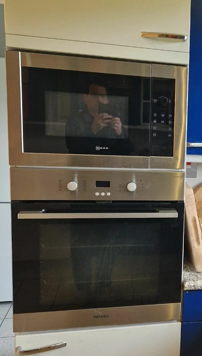 MIELE BUILT IN OVEN & NEF BUILT IN MICROWAVE - Image 1