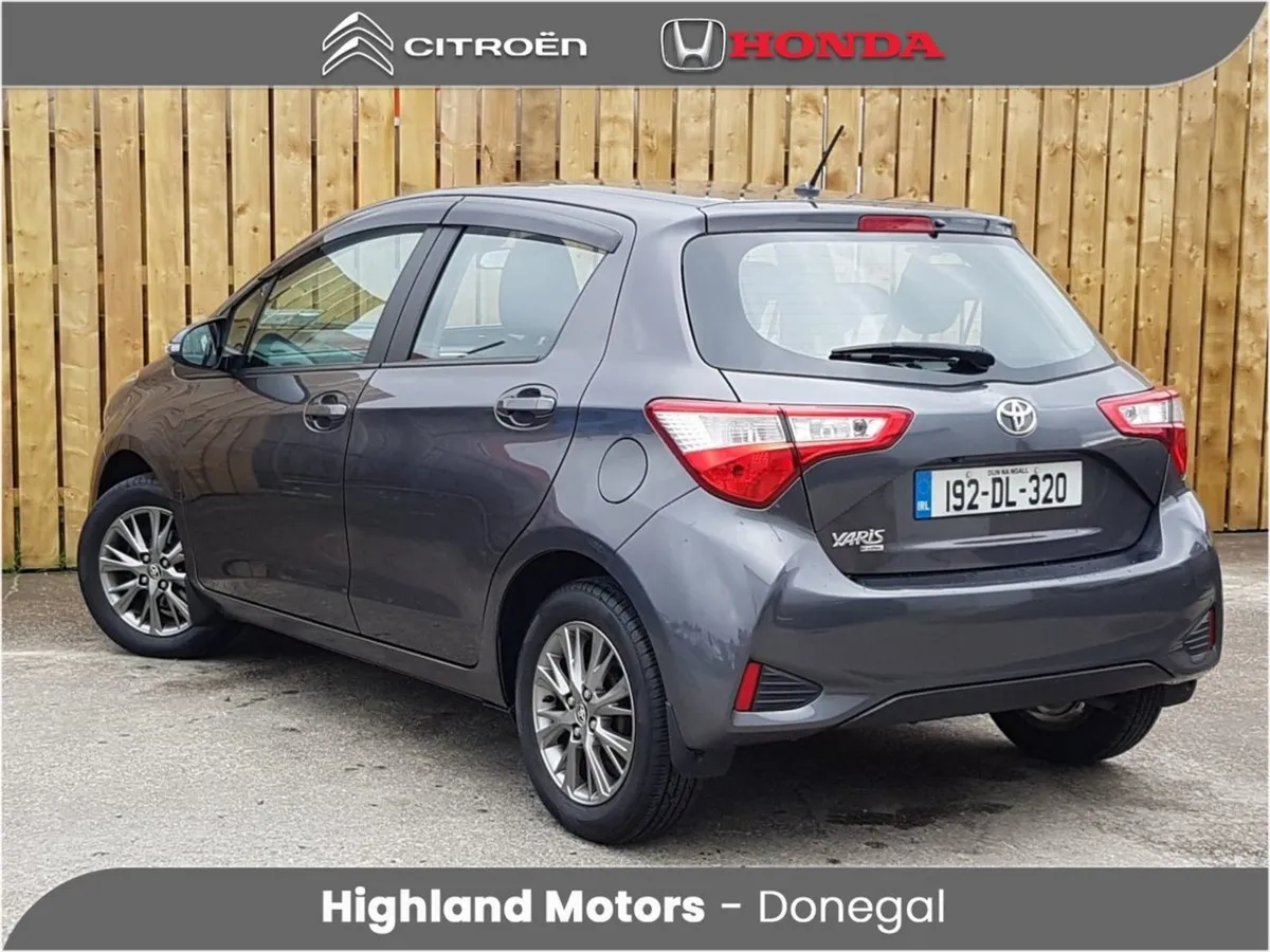 Toyota Yaris 1.0 Vvt-i 5Dr Luna - Image 3