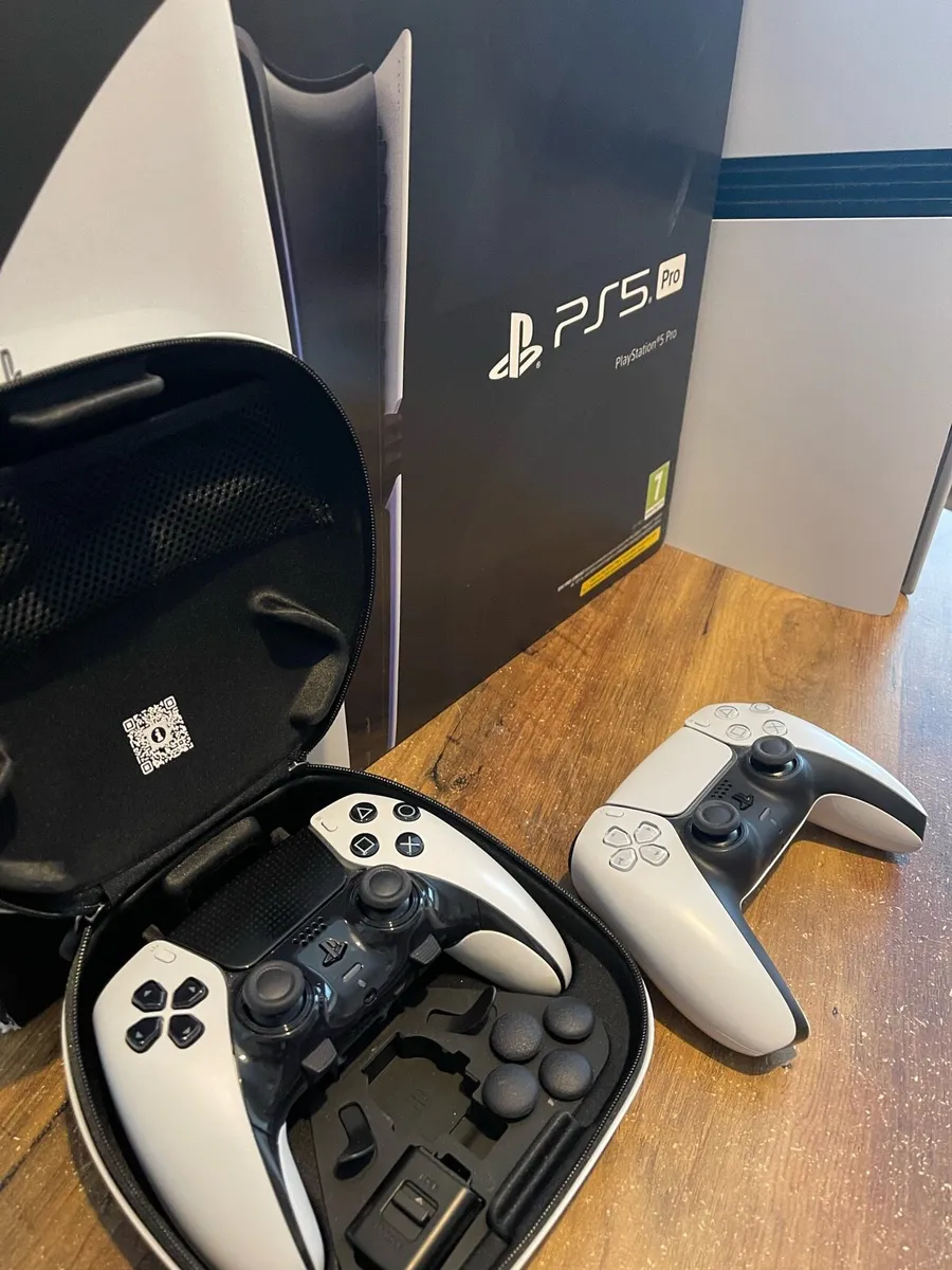 PlayStation 5 Pro + PS 5 Pro Controller - Image 4