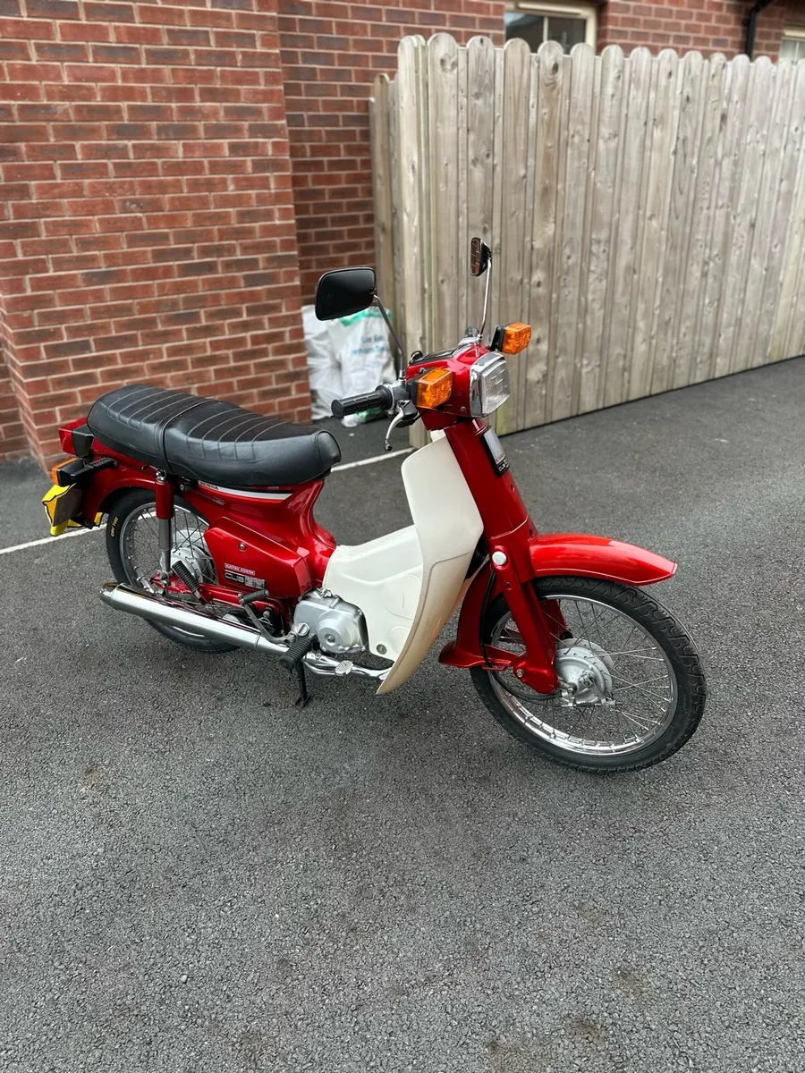 1991 Honda C90 Cub - Image 1