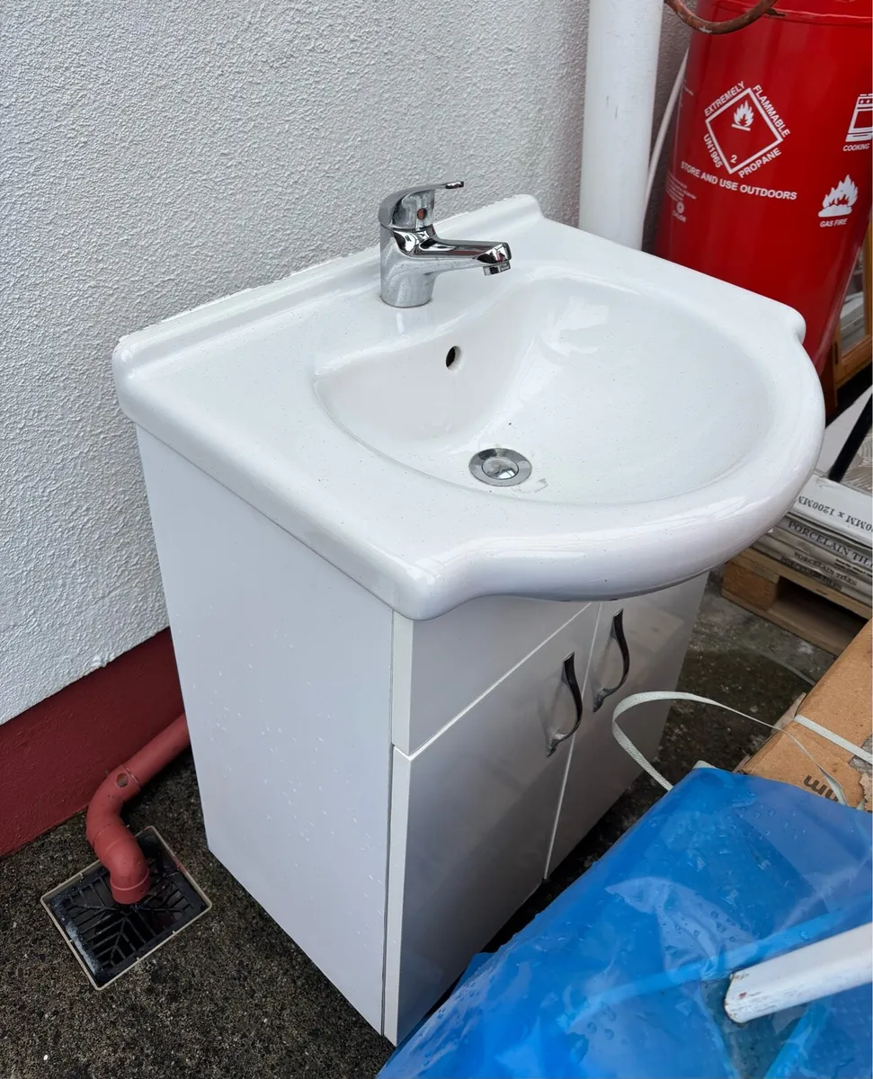 Sink - Image 2