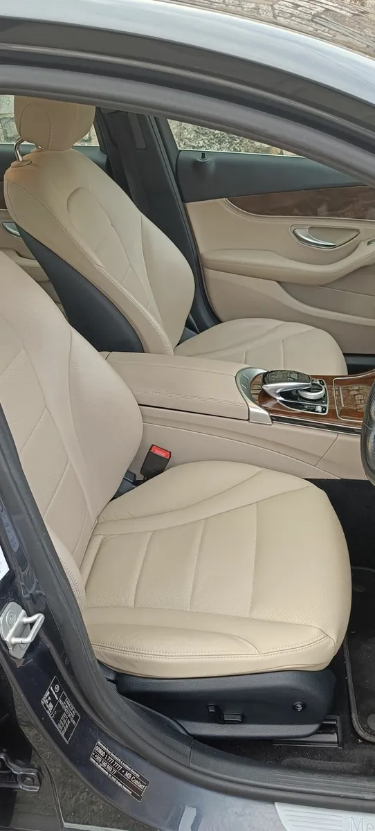 Mercedes-Benz C-Class 2016 - Image 4