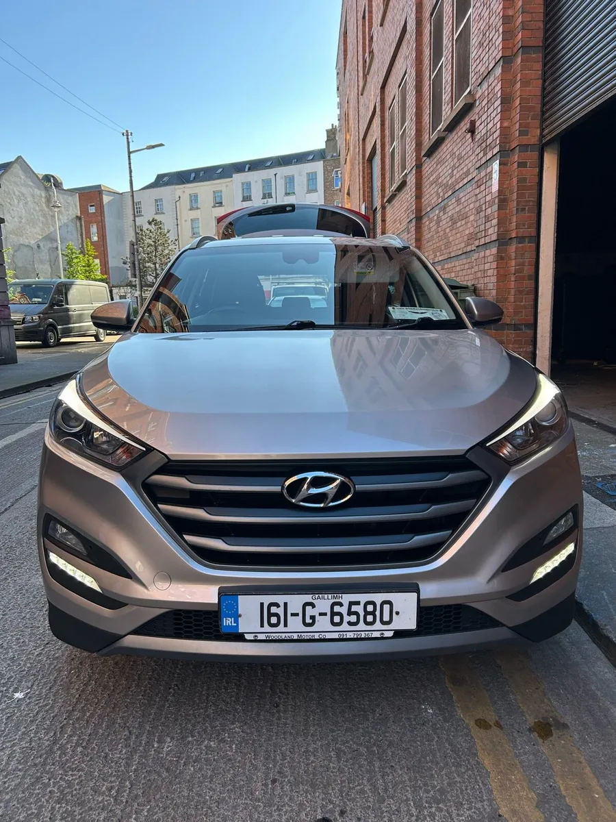 Car - Image 1