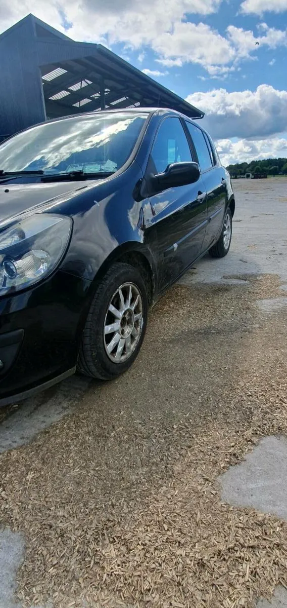 Renault clio 2008 1.2 petrol Monaco edition - Image 2