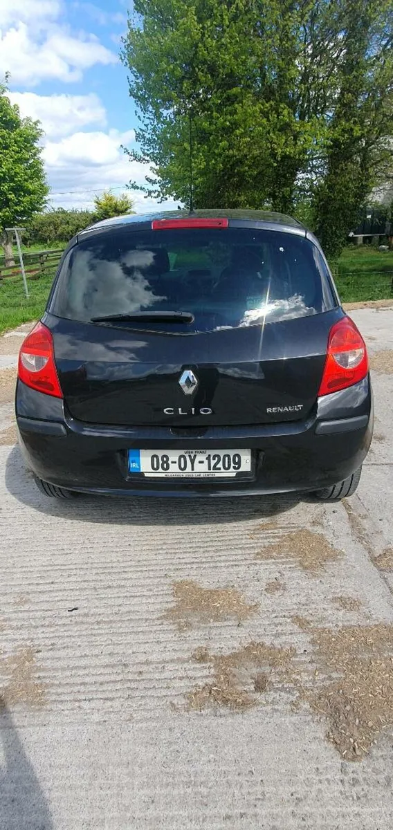 Renault clio 2008 1.2 petrol Monaco edition - Image 3