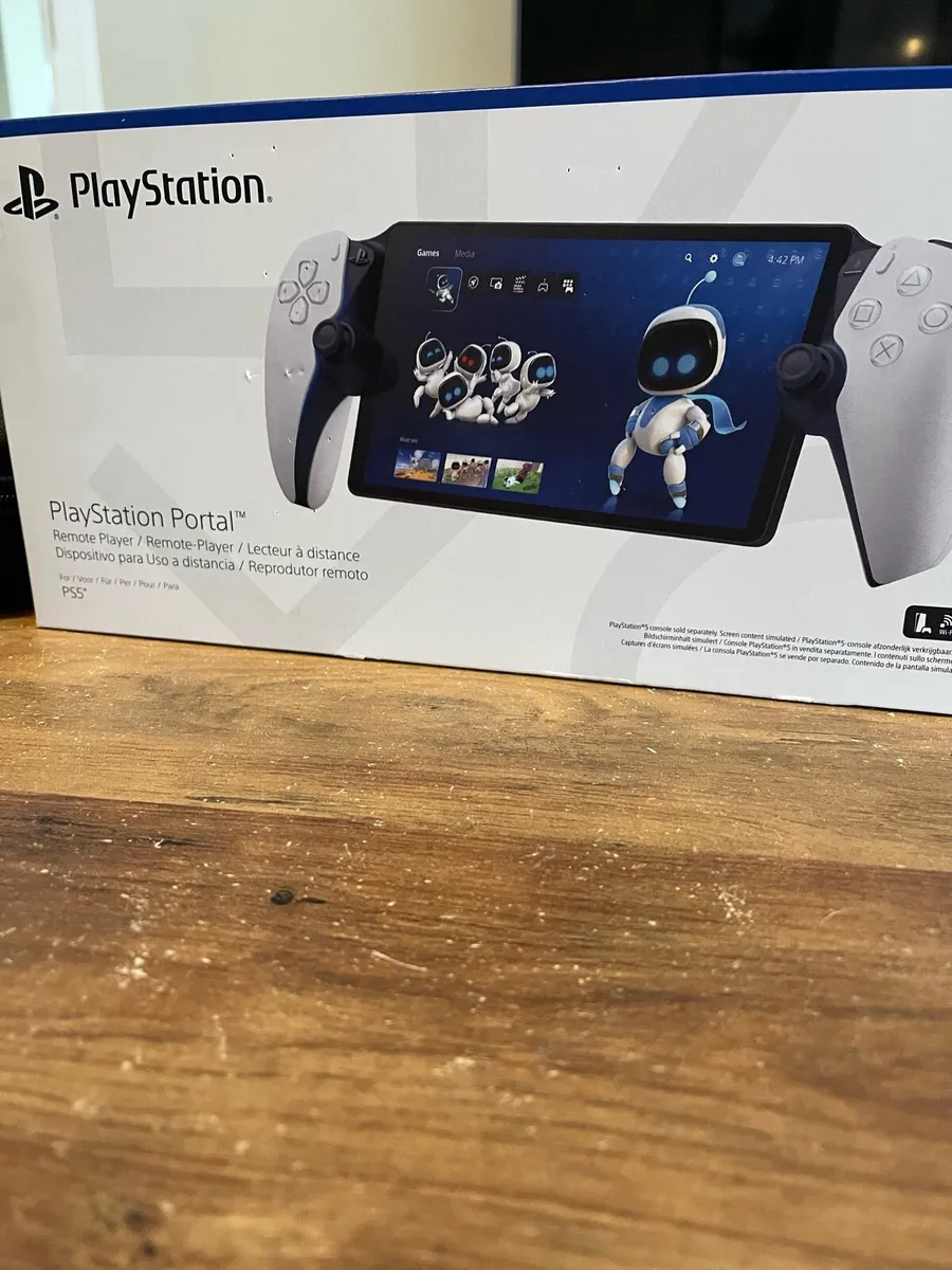 PlayStation Portal + Protection Accessories - Image 4
