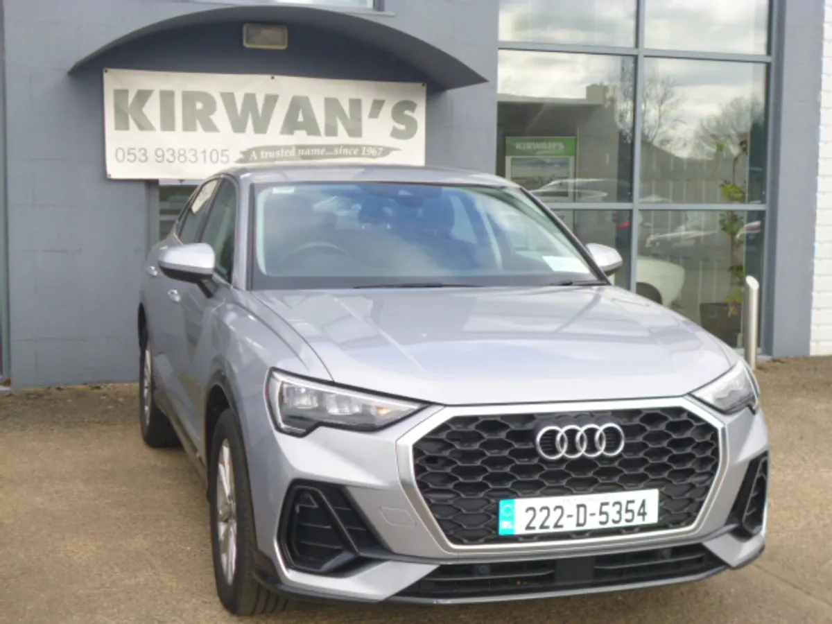 Audi Q3 2.0l TDI Tronic SE 2022 - Image 2