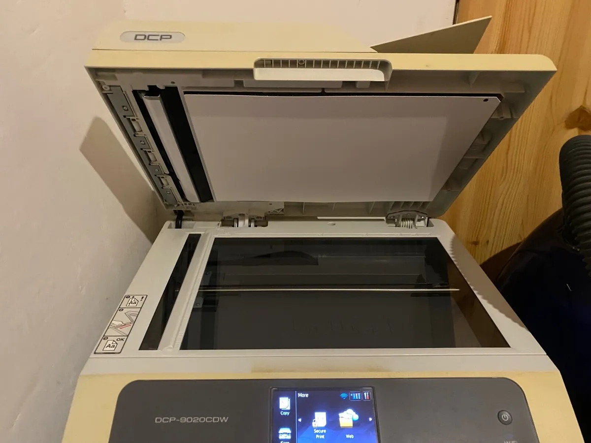 Brother DCP-9020CDW Multifunction laser printer - Image 2