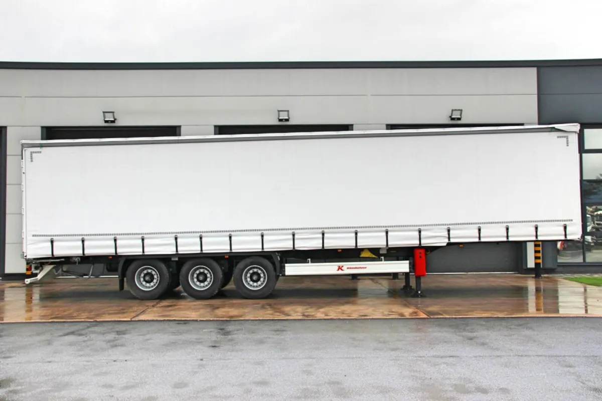 2025 KÄSSBOHRER 3 AXLE EUROLINER CURTAINSIDER - Image 2