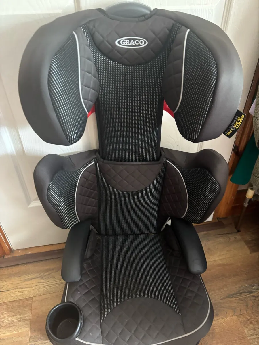 Graco high back booster seat with anchors - Image 4