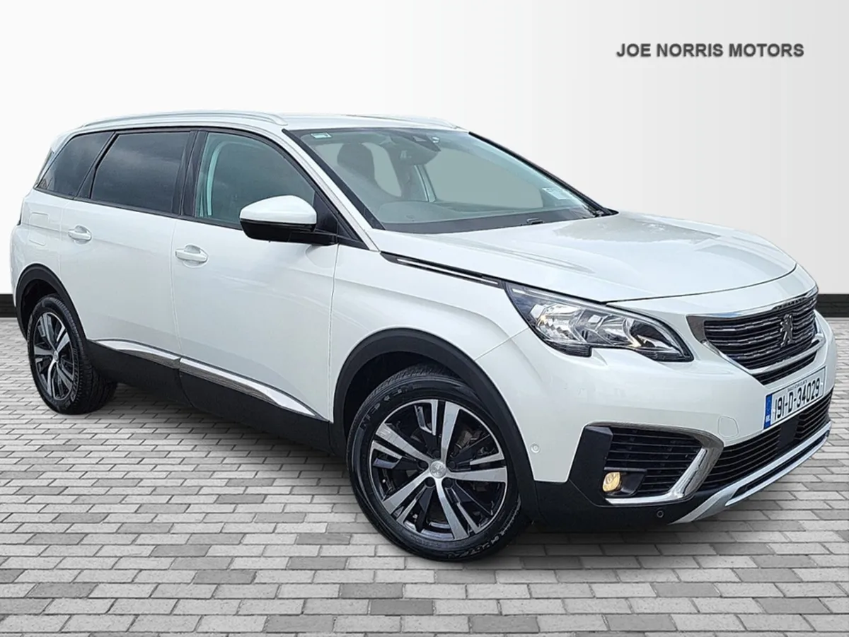Peugeot 5008 ALLURE 1.2 130 AUTOMATIC 6.2 4 - Image 1