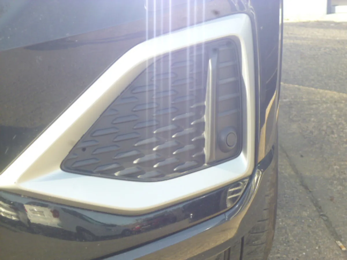 Audi Q2 2.0L 116HP TDI TRONIC SE 2023 - Image 4