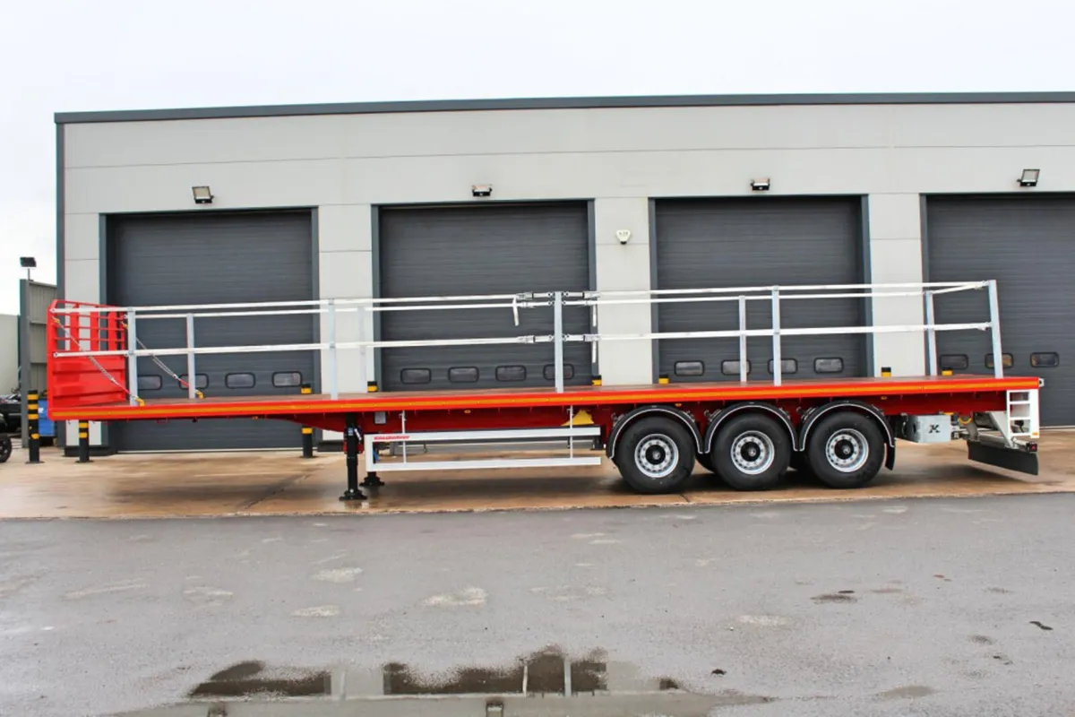 2025 KÄSSBOHRER SPW SR 3 AXLE PSK FLATBED TRAILER - Image 4