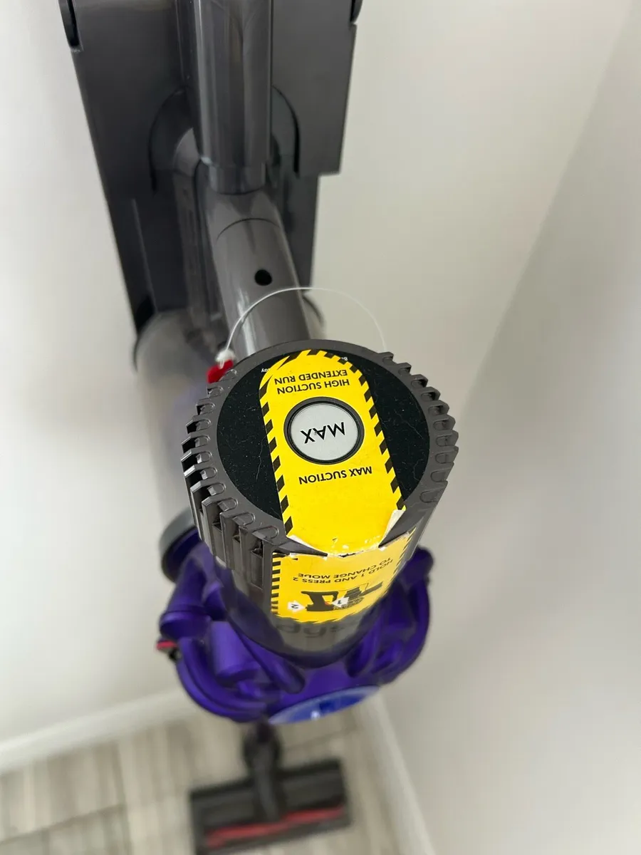 Dyson v6 - Image 4