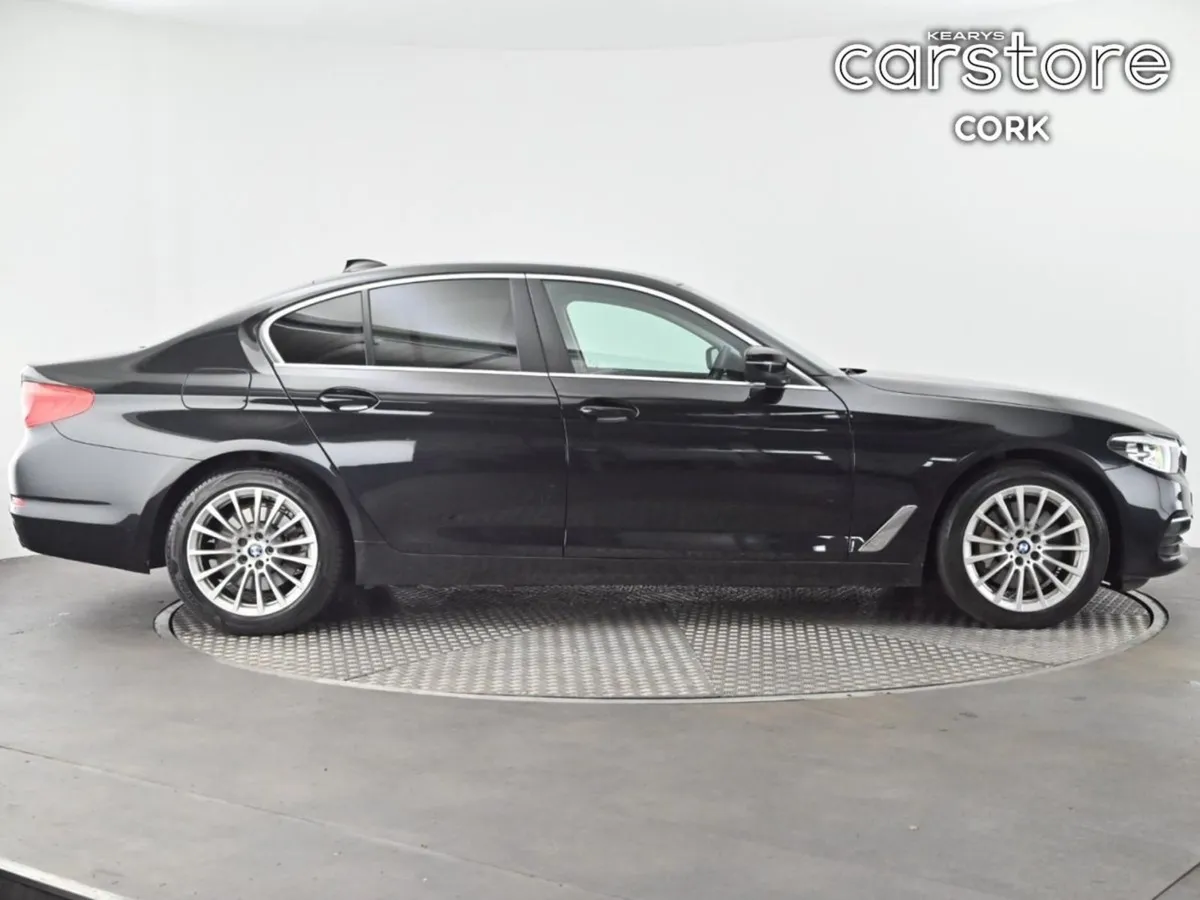 BMW 5 Series 530e Xdrive SE Auto - Image 2