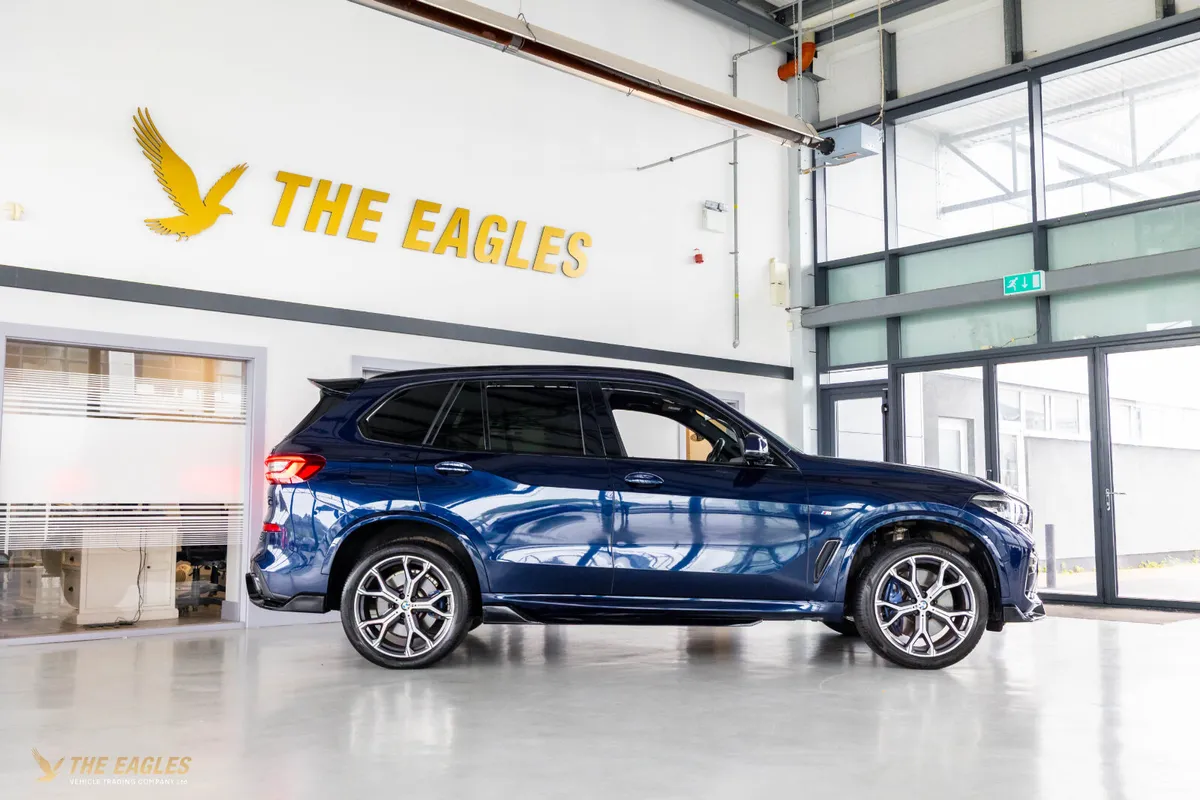 BMW X5 XDRIVE45E 4DR AUTO - Image 4