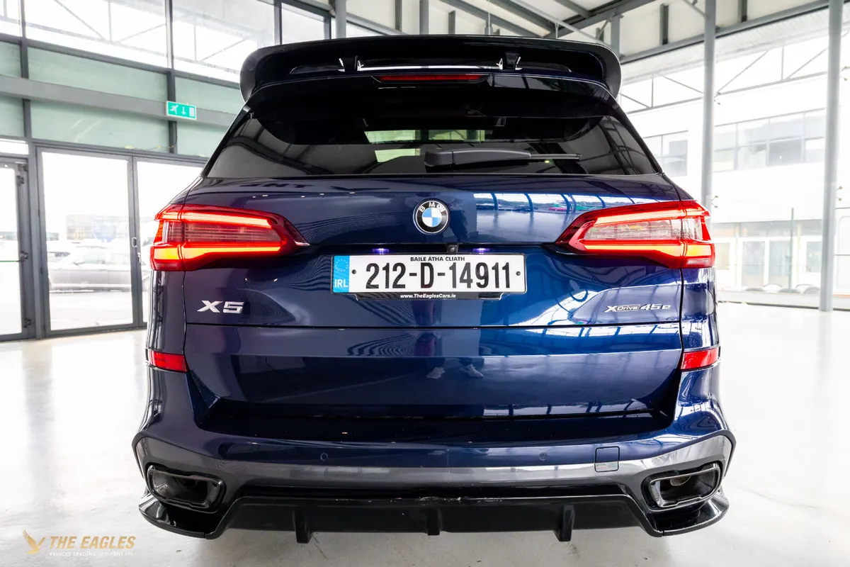 BMW X5 XDRIVE45E 4DR AUTO - Image 3