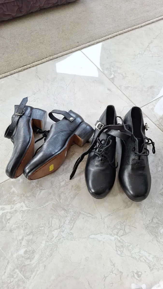 Set dancing shoes - Image 2