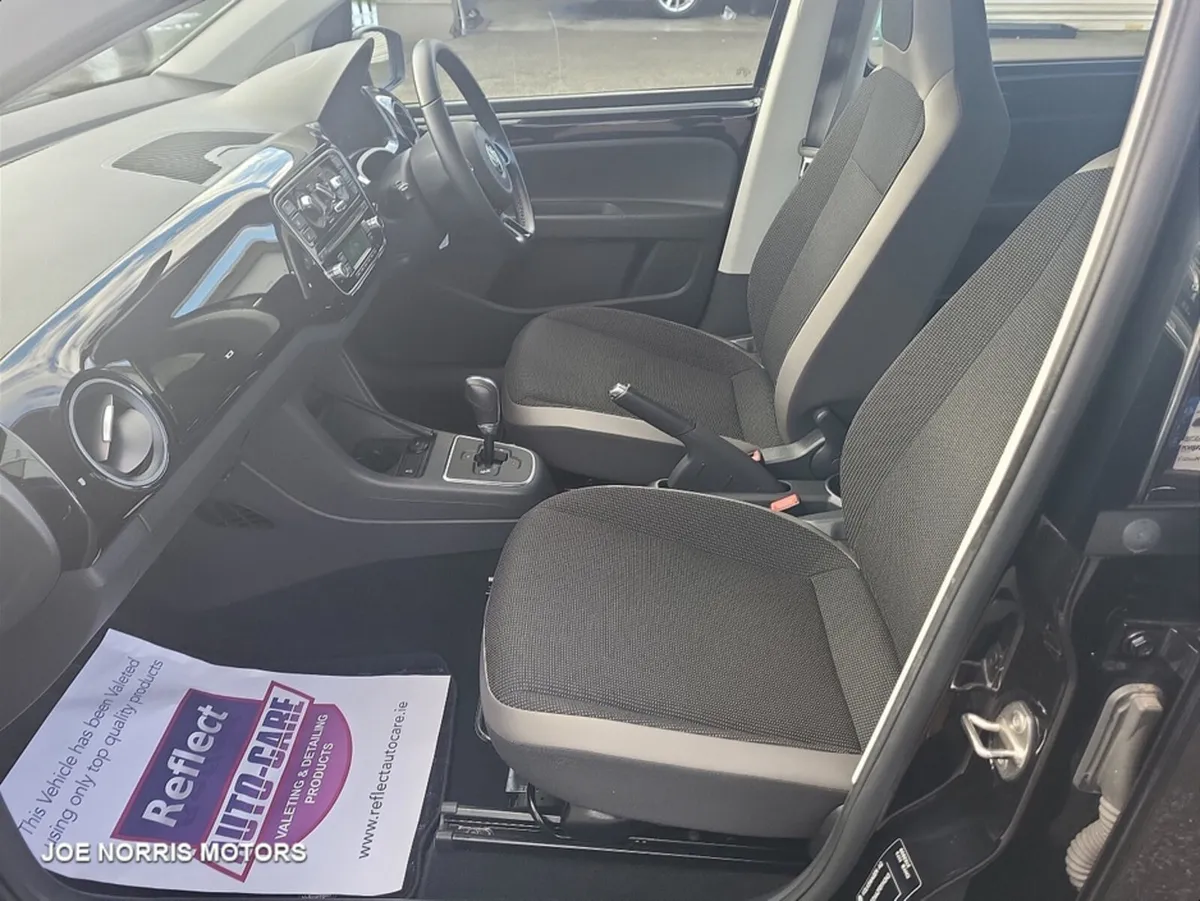 Volkswagen up! 1.0 AUTOMATIC - Image 4