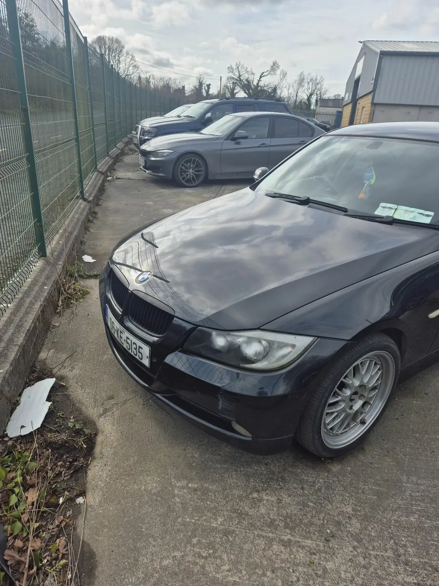 Car - Image 1