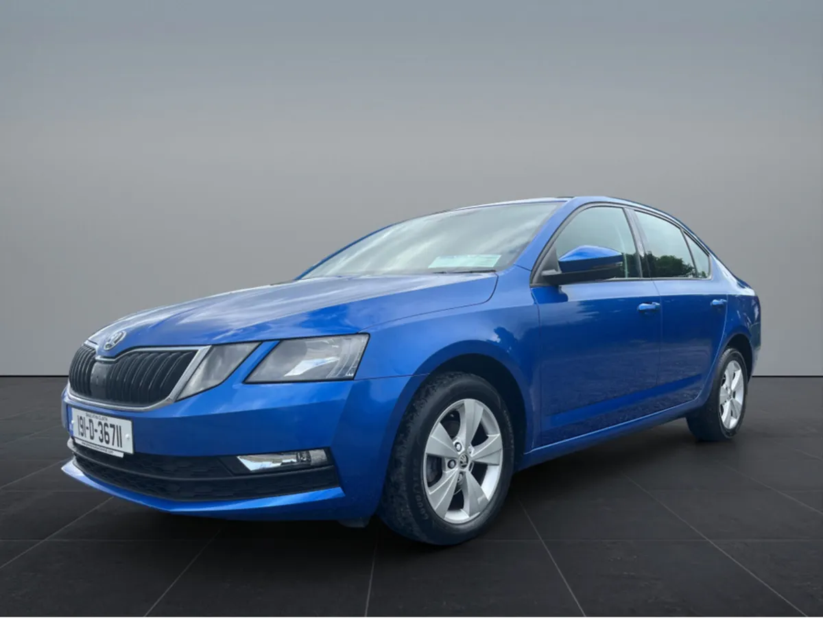 Skoda Octavia AMBITION 1.6 TDI 115HP DSG 4 4DR AUT - Image 4