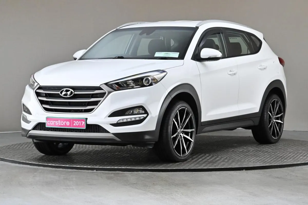 Hyundai Tucson 1.6 6spd Comfort  upgraded 20  All - Image 3