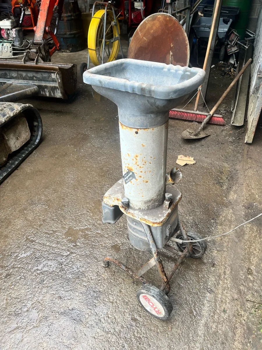 Ryobi garden mulcher - Image 1
