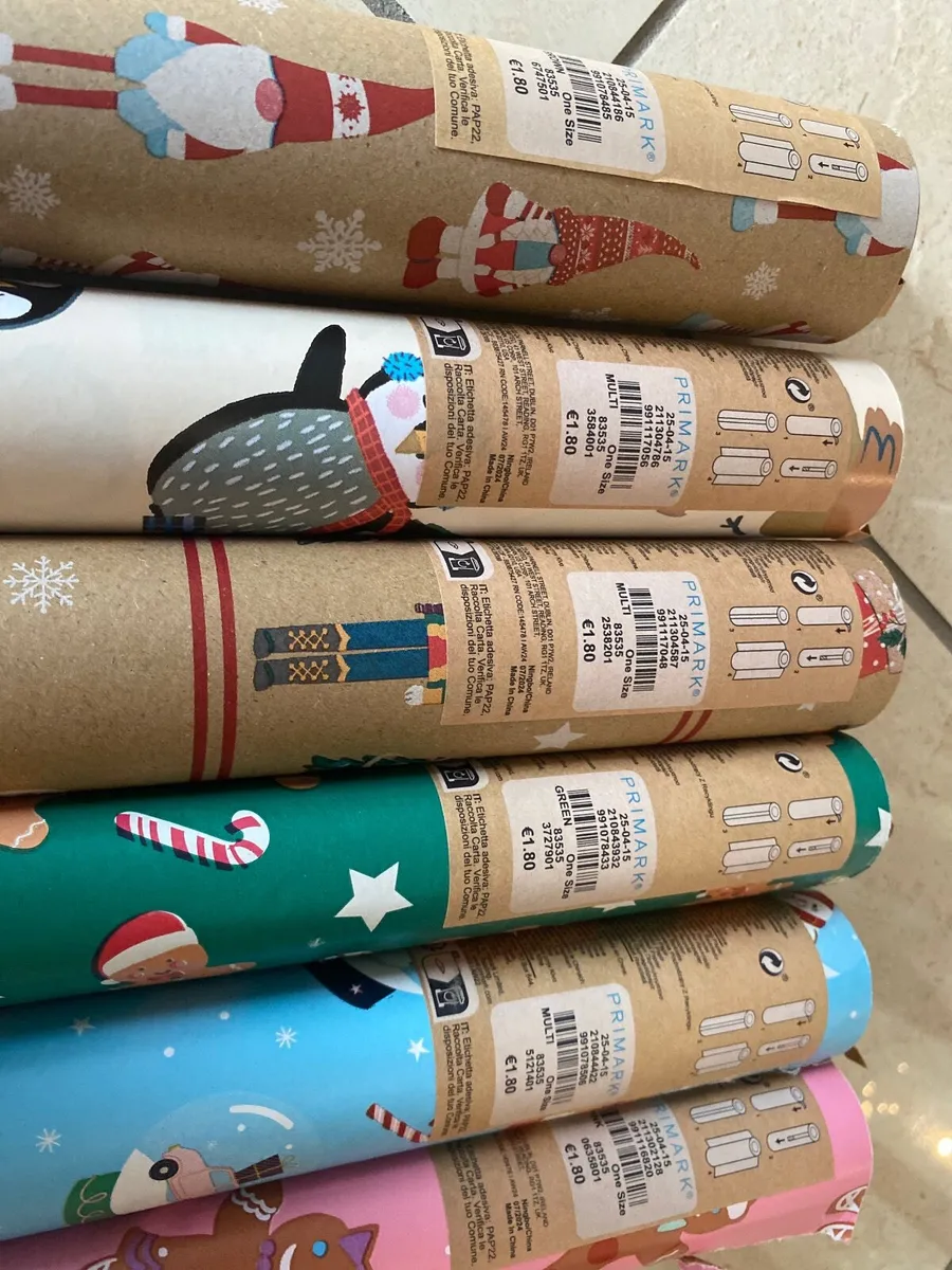 Christmas wrapping paper - Image 2