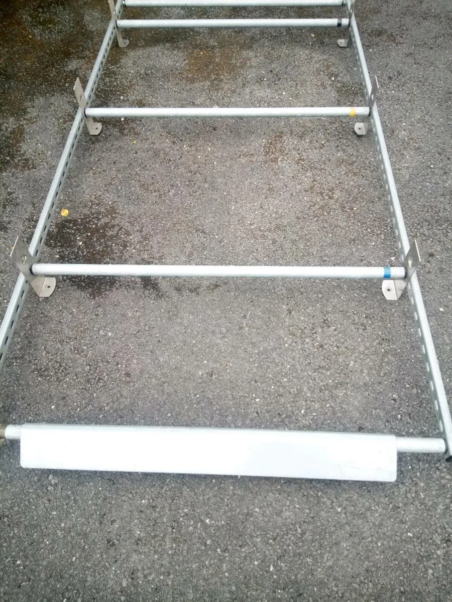 Roof Rack with Sliding Bar (Load&Unload easily) - Image 3