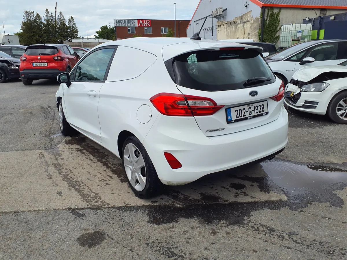 2020 Ford fiesta van - Image 3