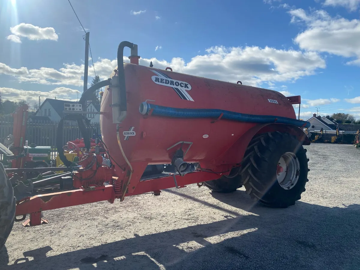 Redrock 3000 Gallon Tank Fully Serviced!!!! - Image 3