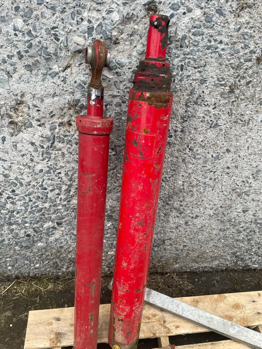 Farm equipment - Image 4
