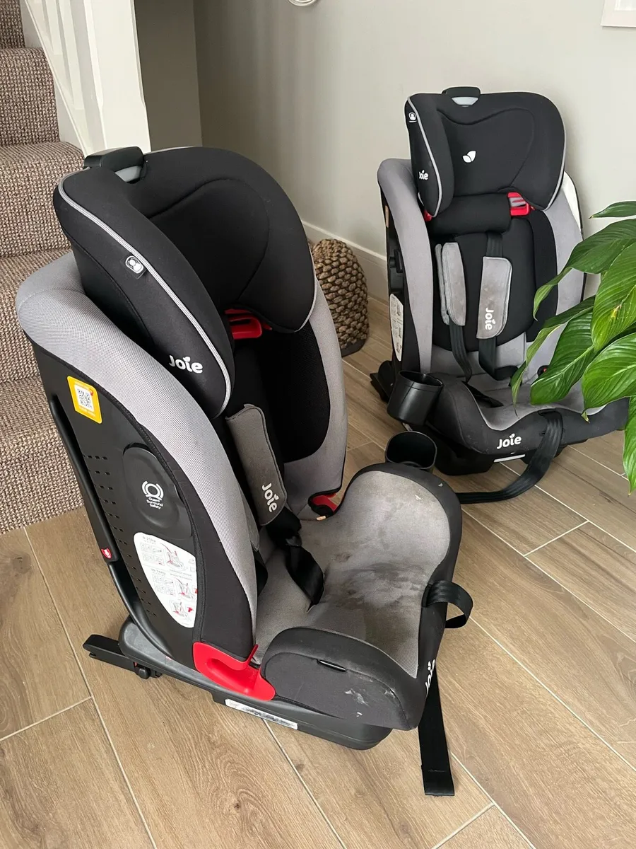 2  X Joie Bold car seats - Image 2