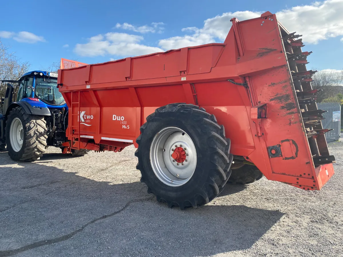 K-Two 14 Tonne Rear Discharge Muckspreader - Image 3