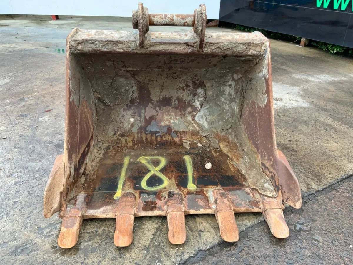 48" DIGGING BUCKET..........65mm PINS.....181. - Image 3